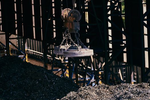 Alloy Steel selection for energy equipment - Sour-Service, Corrosion, and Material-Option Comparison