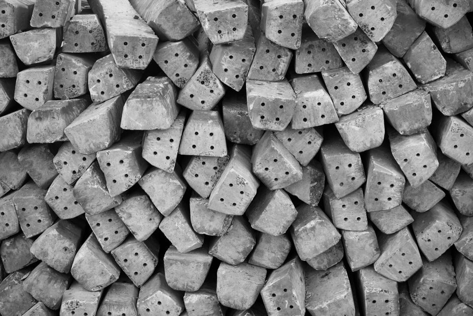 Aluminum Ingot Shortage 2026: Supply Risk, Spec Impact, and Sourcing Moves