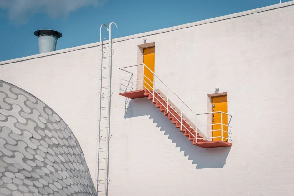Aluminum Ladder Selection for Electrical Installation: 2026 Spec Map