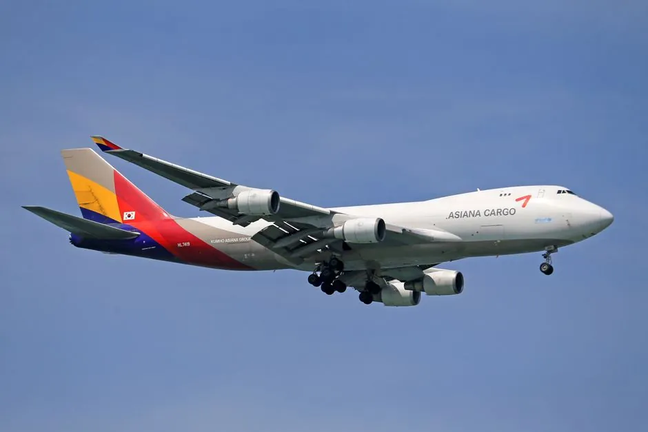 AMR selection gates for air cargo terminals: 2026 spec checklist