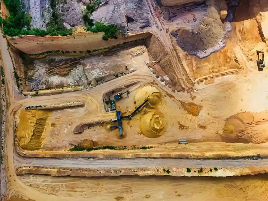 Asphalt Paver Selection for Mining Haul Roads: Track vs Wheel and Width Bands