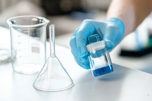 how to choose a Bag Filter - Step 3: Match Material to Chemistry and Temperature