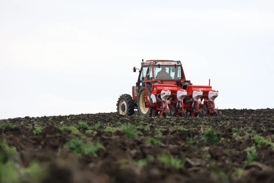 Ball bearing selection for agriculture machinery: 2026 spec map