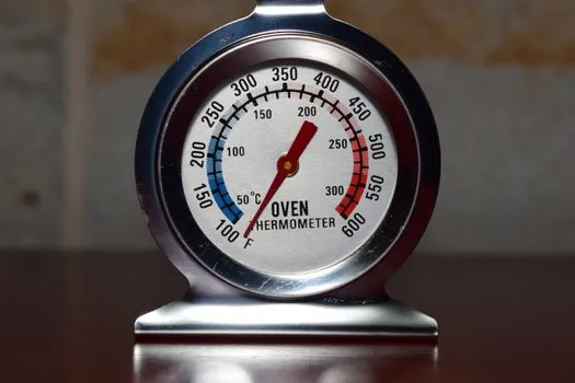 Bimetal Thermometer buying guide 2026 - Standards, materials, and traceability signals to verify