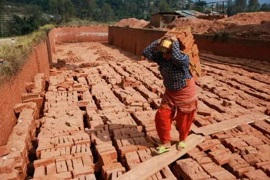 Block & Brick selection for prefabricated construction - Cost stack: material, labor, and installed price per sq ft