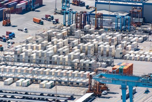 Bucket Elevator selection for cold chain logistics - Drive, Speed, and Chain Selection for Low-Temperature Duty