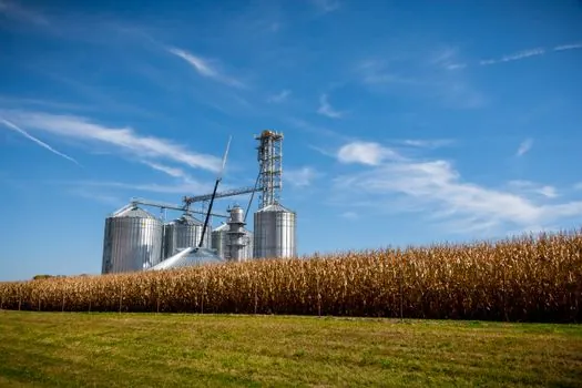 Bucket Elevator selection for food and beverage - Drive, Motor, and Wash-Down Ratings