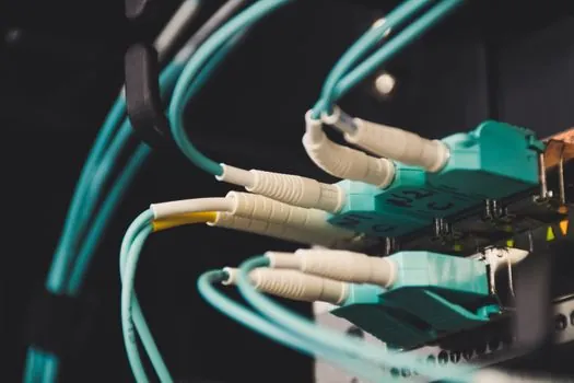 cable drag chain compatibility with fabrication method requirements - Interface checks that pass the datasheet and fail on site