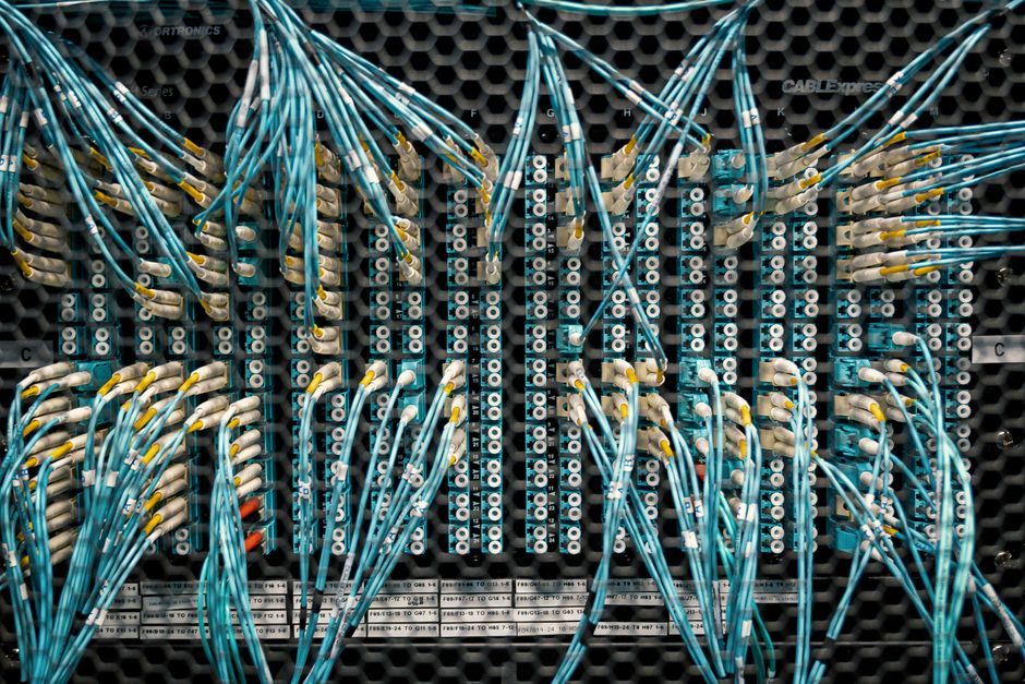 Cable Tray Selection: Spec Gates, Variants, and Sourcing Map