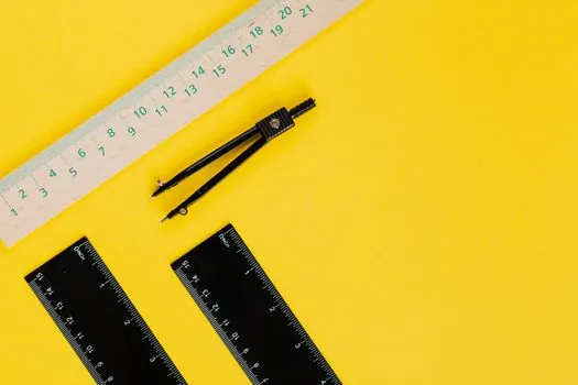 Caliper & Micrometer buying guide 2026 - Resolution, Repeatability, and the IP Rating That Actually Matters