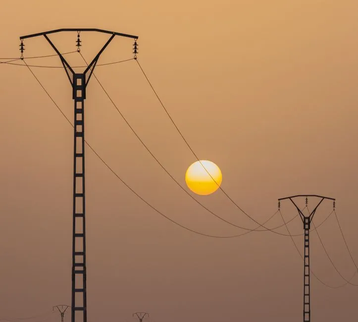 Capacitance Transmitter vs RF Admittance Switch: Dielectric-Driven Selection