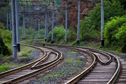 Casting Mold selection for rail components - Tooling, lead time, and rail qualification cost