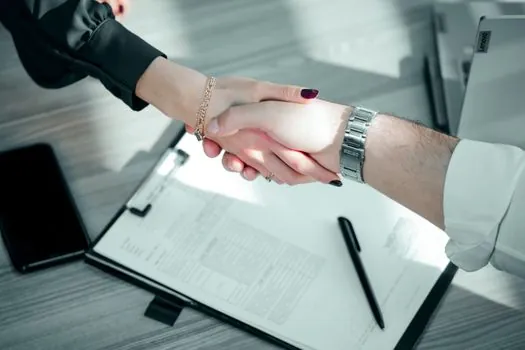 cathode material procurement strategy guide - Documentation and contract clauses that survive an audit