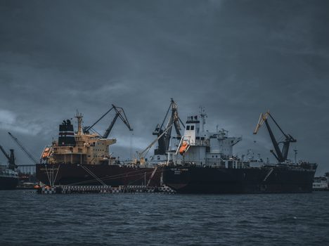 Chain Conveyor selection for chemical shipping - Material and lubrication options: the corrosion vs maintenance trade