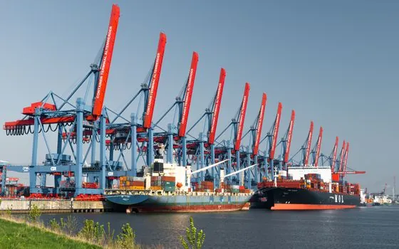 Capping & Sealing Machine selection for chemical shipping - Corrosion, Elastomer and Material-Compatibility Gates
