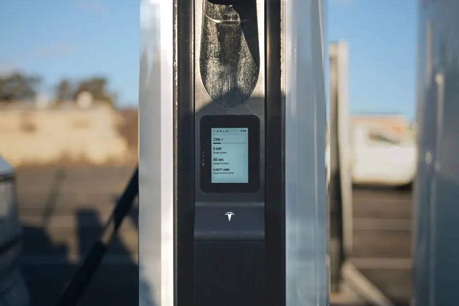 China EV Charger Sourcing: Clusters, Specs and Tariff-Era Compliance