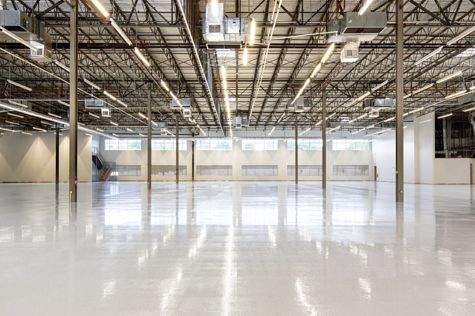 Cleanroom Concrete Admixture Selection: 2026 Spec Map for Low-Particle Slabs