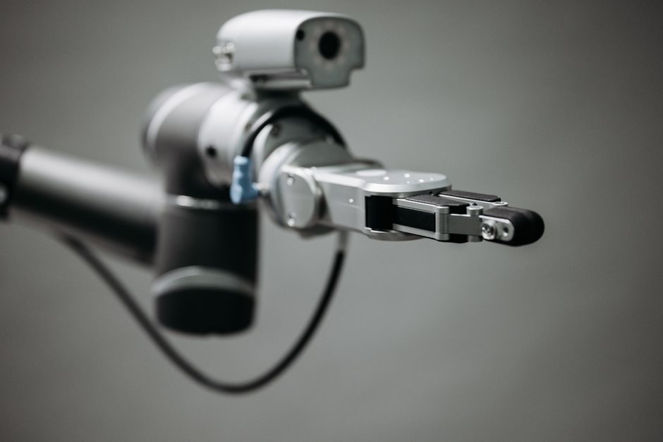 Collaborative Robot Buying Guide 2026: Payload, Reach, Standards