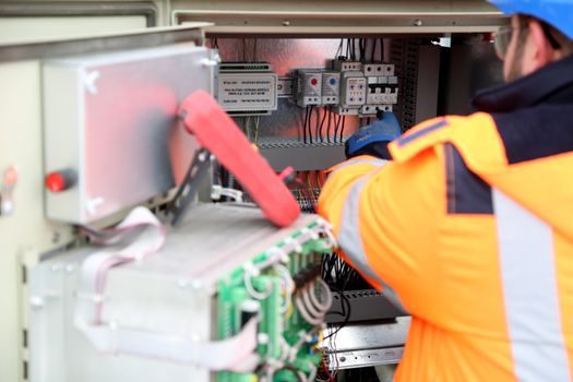 Combustible Gas Detector selection for electrical work - Output Signal and Wiring Architecture