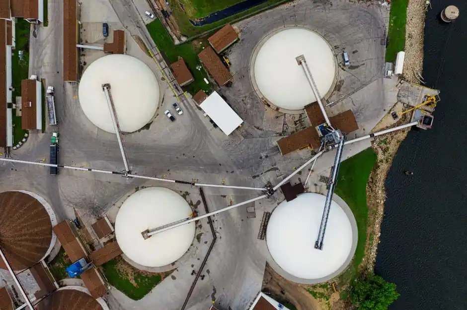 Concrete Curing Compound Selection for Industrial Facility Slabs: ASTM C309, Application