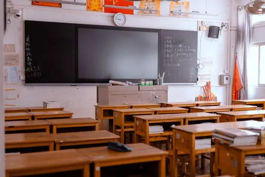 Concrete Curing Compound selection for schools - CSI 03 39 23 Submittal Set Schools Should Require