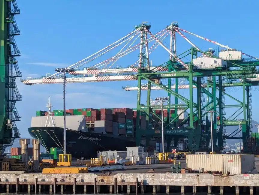 Concrete Pump Truck Specs for Port and Terminal Concrete Placement