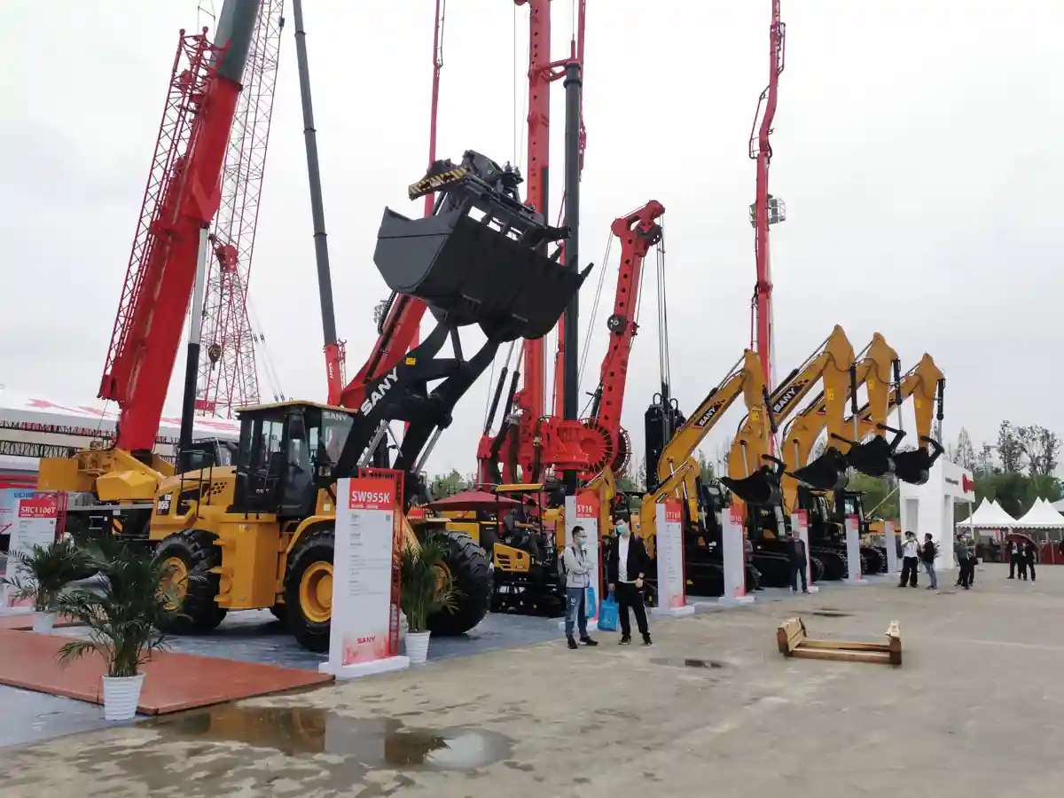 construction machinery and equipment reference image