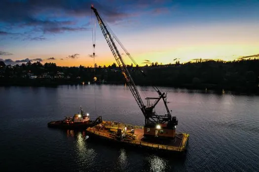 crawler crane selection guide - Used vs new: where the second-hand market sits in 2026
