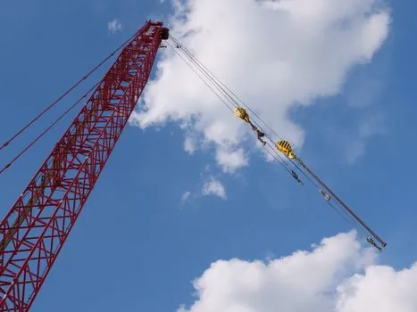 Crawler Crane selection for pipeline construction - Boom reach, jib, and lattice inserts for lift planning
