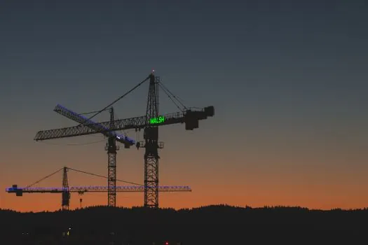 Crawler Crane selection for urban infrastructure - Limits, failure modes, and what the spec does not fix