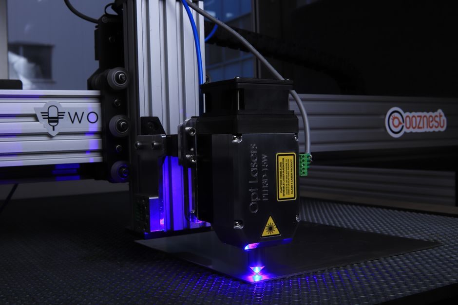 Crossed Roller Guide vs Linear Module: Picking by Positioning Accuracy
