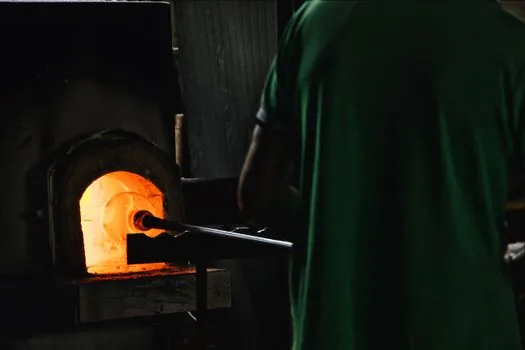 Crucible Furnace selection for pump and valve production - Comparison: gas-fired vs resistance vs induction crucible furnaces
