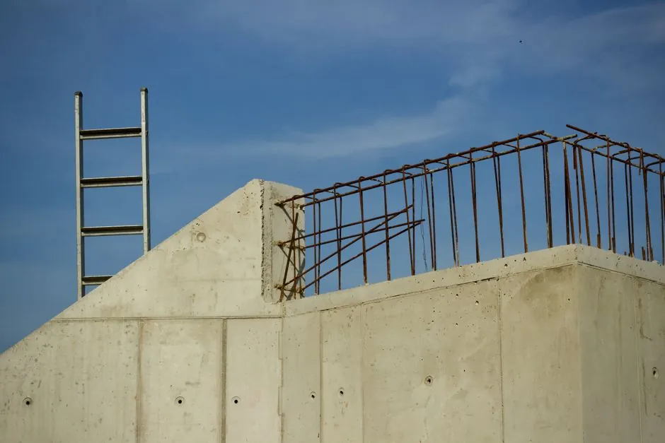 Deformed Rebar Selection for High-Rise Cores: Ductility, Diameter, Splice