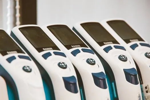 Dissolved Oxygen Meter vs Moisture Analyzer - Decision Matrix: DO Meter vs Moisture Analyzer