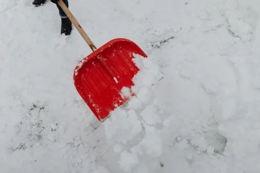 Dynamic Compactor selection for snow removal - Cold-Weather Build Package: What the -40 °C Rating Actually Requires
