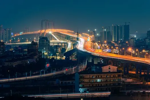 e-axle competitive landscape 2026 - Chinese Cost-Effective Challengers: FAW, SAIC, and Sunmile