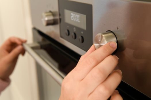 electric heating element selection guide - Watt Density and Medium Compatibility