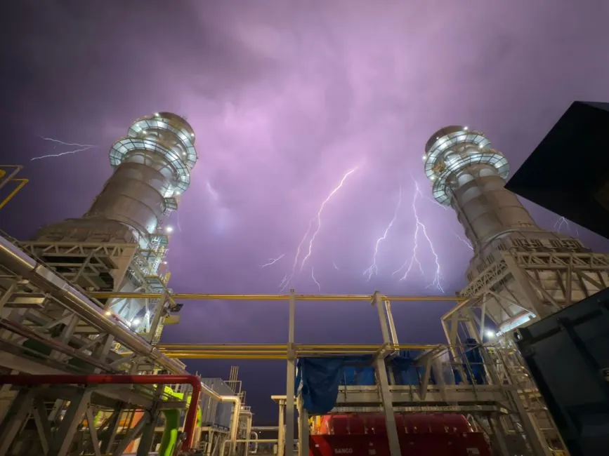 Electromagnetic vs Turbine Flowmeter: Conductivity and Cleanliness Decide