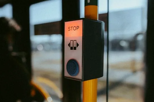 Emergency Stop selection for electrical work - Mounting, sealing, and actuator style