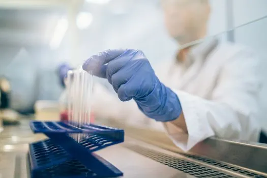 EPDM Rubber selection for medical devices - Selection Criteria: Durometer, Sterilization Method, Contact Duration