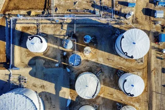 Eye Wash Station selection for welding operations - Placement, Tepid Water, and Path-of-Travel Layout