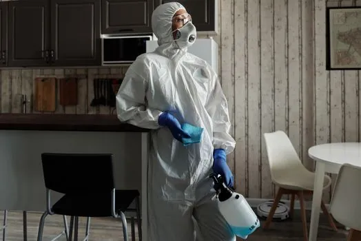 Face Shield selection for construction sites - Cleaning, Decontamination, and Reuse Cycle