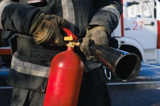 Fire Extinguisher selection for oil and gas facilities - Limitations, Failure Modes, and Misuse Risks