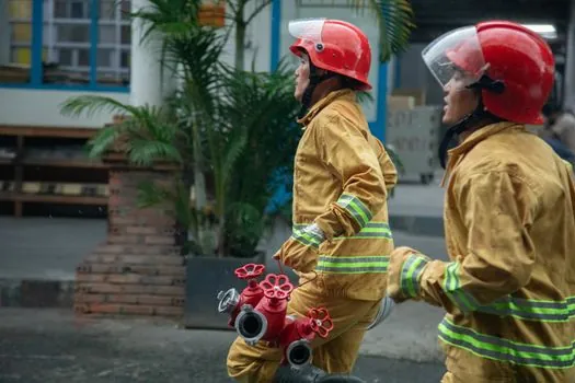 Safety Interlock Switch selection for firefighting - Selection logic for firefighting: who the switch is for, and who it is not