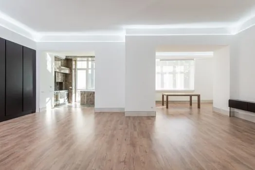 Floor Grinder selection for interior finishing - Walk-Behind vs. Ride-On / Remote: The 1,000 sqm Threshold