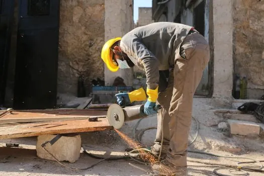 Floor Grinder selection for demolition work - When a Floor Grinder is the Wrong Primary Tool