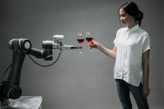 Autonomous Mobile Robot selection for food and beverage - Navigation stack: SLAM, QR, magnetic tape, and reflective floors