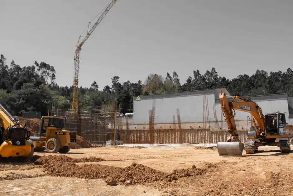 Forestry Shield-Machine Selection: Polycarbonate Spec and Fire-Season Criteria