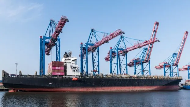 Gantry Crane selection for port and terminal operations - Automation Levels and the Path From Manual to Fully Automated