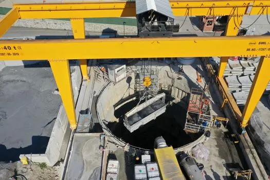 Gantry Crane selection for urban infrastructure - Hoist, brake, and electrical subsystems that fail first